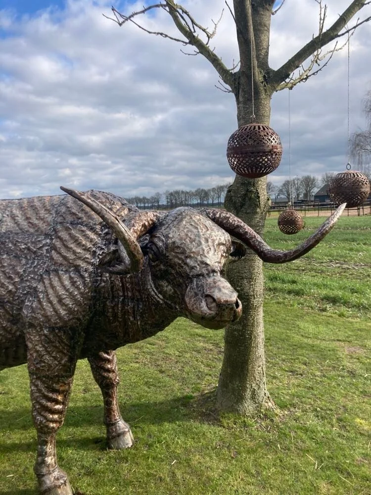 Mancave spullen metaal  old skool dieren